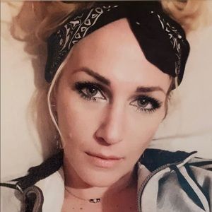 Meet your Posher, Aimee